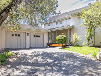 25399 Markham Ln