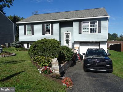35 Alans Ln