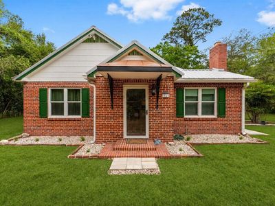 824 NE 9th Ave