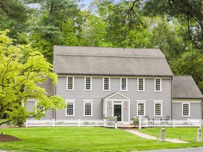 41 Longmeadow Rd