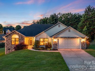3 Bombay Ct