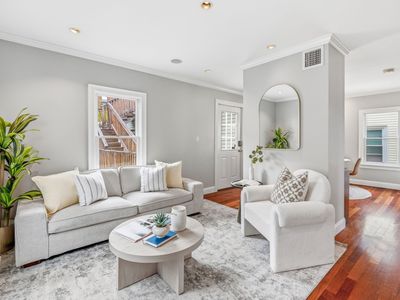 11 Parker St Unit 2