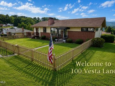 100 Vesta Ln