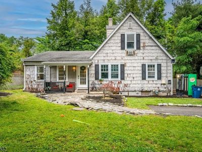 Property at 44 Lynwood Ave, Franklin Park, NJ