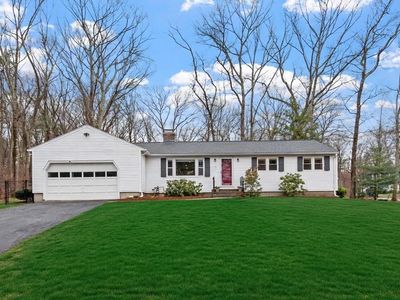 23 Monument Hill Rd