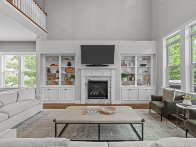 8116 Greys Landing Way