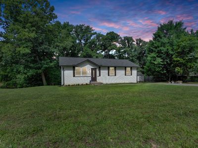 412 Hilltop Dr