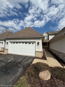 61016 Evergreen Ct