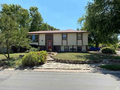 512 Charles Rd