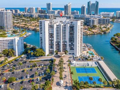 300 Three Islands Blvd APT 207