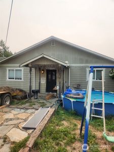 202 W Grand Street