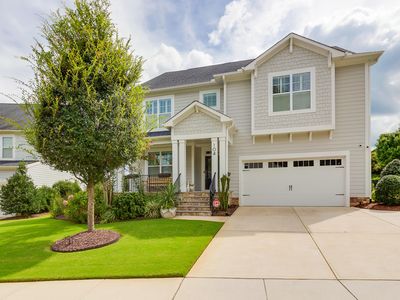 104 Hackamore Ln