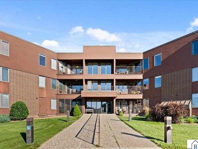 601 Shoreacres Dr APT 107