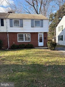 Property at 1510 Queen Ln, Lancaster, PA