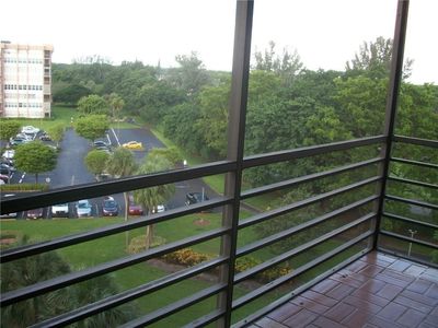 1000 SAINT CHARLES Place #701