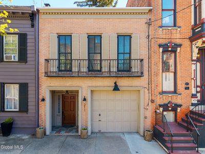 211 Lancaster Street