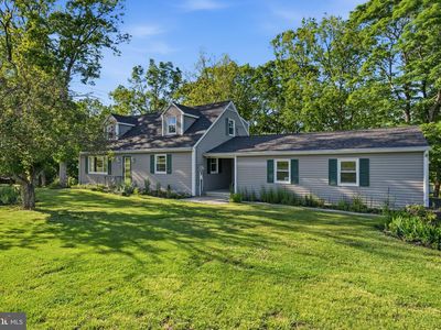 15 Winding Rd