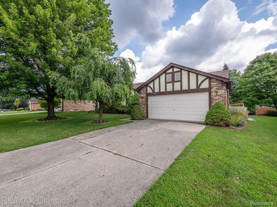 23810 Harvest Dr