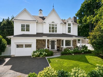 23 Riverside Ln