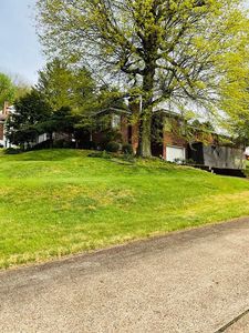 405 Edgewood Terrace