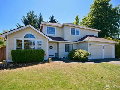 185 Eagle Ridge Drive E