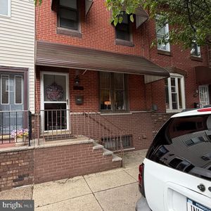 2627 S 15th St