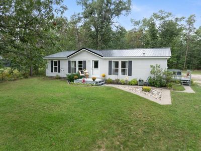 Property at 6028 Berry Ln, Indian River, MI