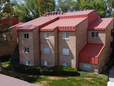 4828 S Highland Cir APT 304