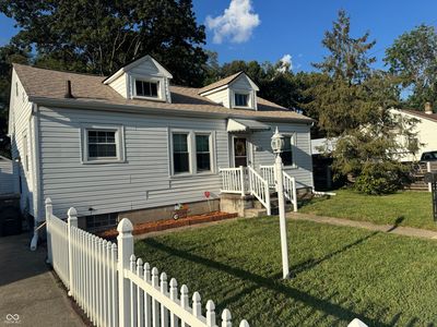 3806 Creston Dr