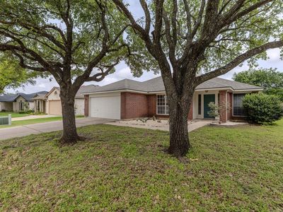 15725 Cadoz Dr