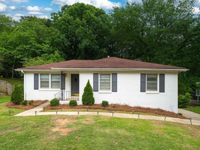 837 Hillview Dr