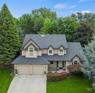 2455 E Heathfield Ct