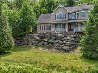 Property at 312 Reagan Dr, East Stroudsburg, PA