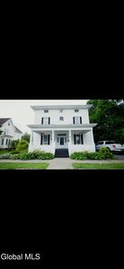 6 E Montgomery Street