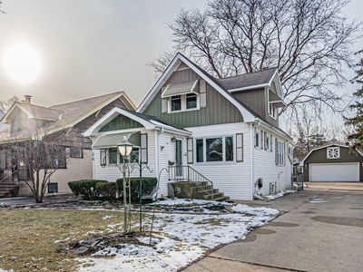 Property at 108 S Cornell Ave, Villa Park, IL