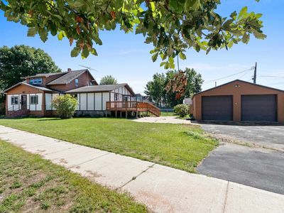 1005 Elizabeth Ave