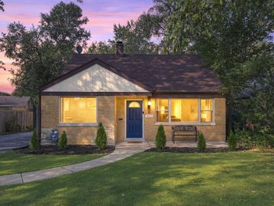10912 S Komensky Ave