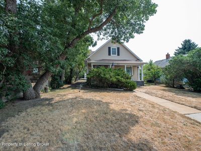 913 2nd Ave W