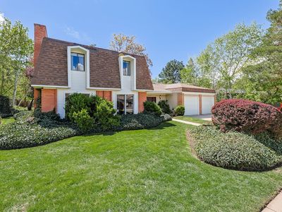 2738 E Snow Mountain Dr