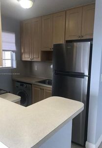 110 SE 2nd St APT 312