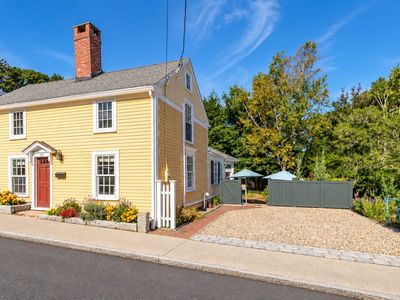 22 High St