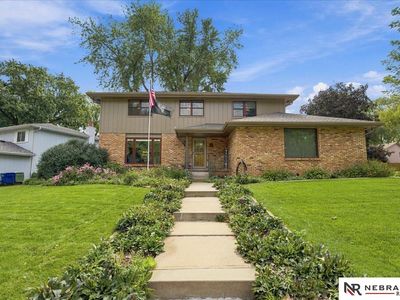 3005 Leawood Dr