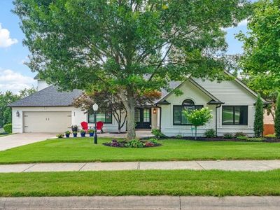 2911 N Charleston Xing