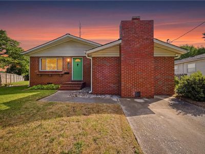 230 Bradford Ave