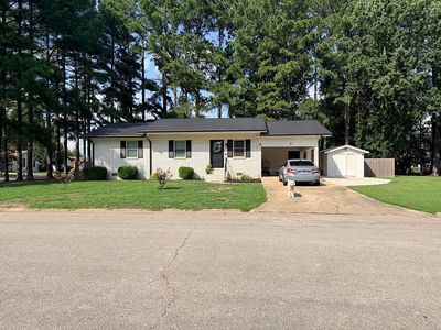 1 Donna Lynn Dr