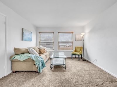 810 Bellevue Rd APT 242
