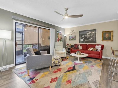 12293 Sailwinds Dr APT 104