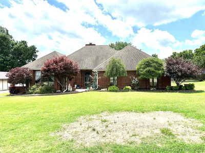 604 Nelson Ln