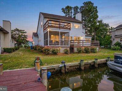 9 Harborview Dr
