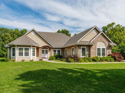 W209N11385 Reger COURT